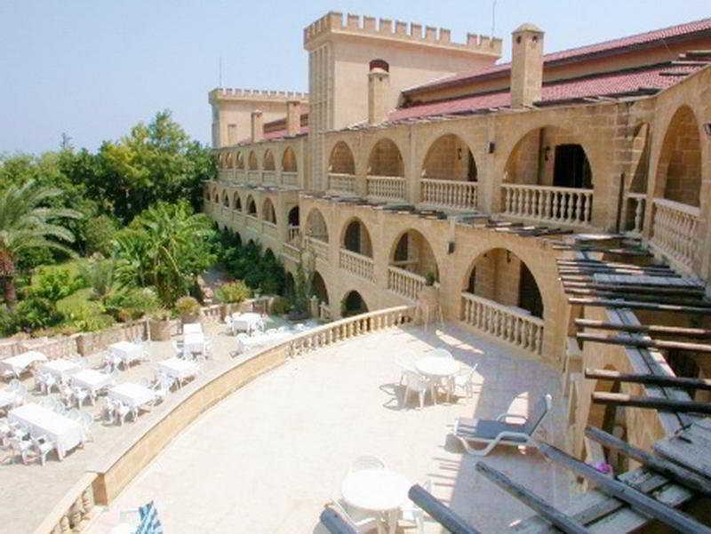 Celebrity Hotel Lapithos  Exteriör bild
