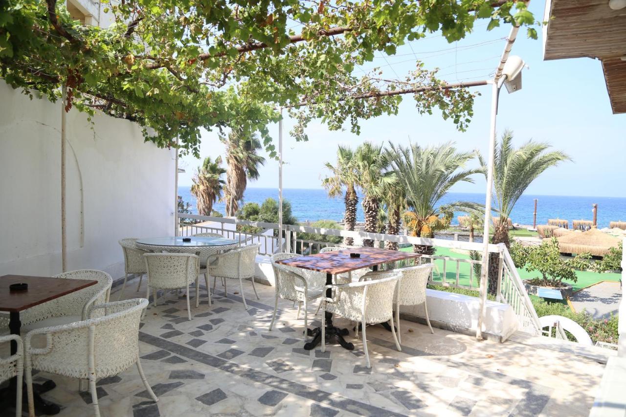 Celebrity Hotel Lapithos  Exteriör bild